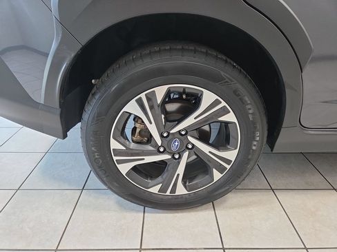 Used 2025 Subaru Crosstrek 2.5i Premium AWD/4WD image 51