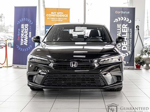 Used 2024 Honda Civic Sport image 2
