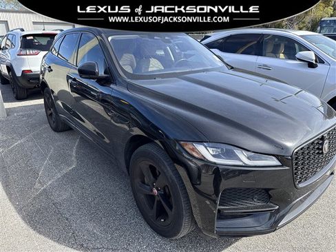 Used 2021 Jaguar F-PACE S image 1