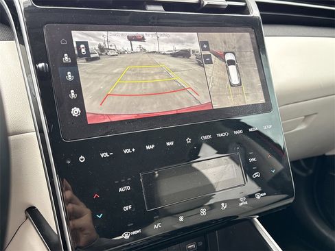 Used 2022 Hyundai Tucson Limited image 21