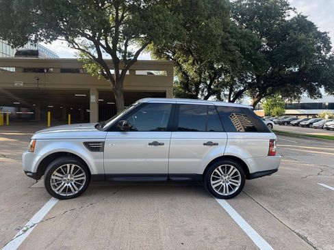 Used 2011 Land Rover Range Rover Sport HSE LUX AWD/4WD image 3