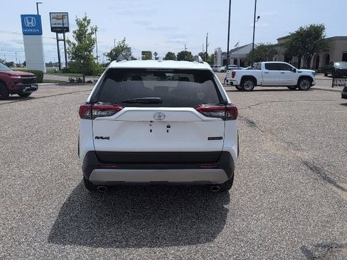 Used 2024 Toyota RAV4 Adventure AWD/4WD image 18