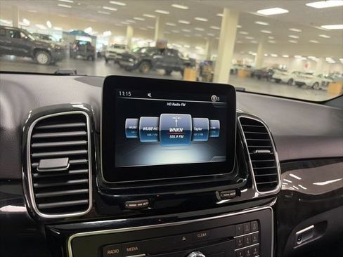 Used 2017 Mercedes-Benz GLE 350 4MATIC image 23