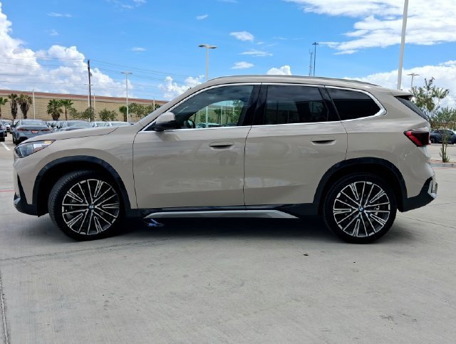 New 2026 BMW X1 xDrive28i w/ Convenience Package AWD/4WD image 4
