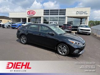 Used 2023 Kia Forte LXS FWD video 1