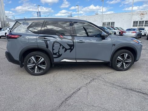 Used 2023 Nissan Rogue SL w/ SL Premium Package image 8