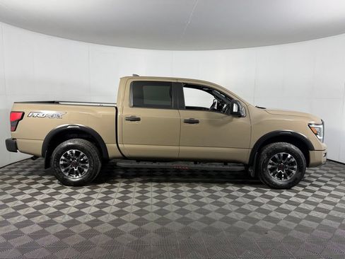 Used 2024 Nissan Titan PRO-4X w/ Pro-4x Convenience Package AWD/4WD image 5