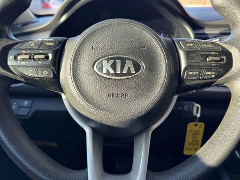 Used 2020 Kia Rio S FWD image 28
