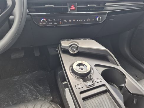 New 2025 Kia EV6 Wind image 25