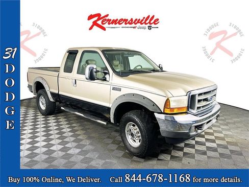 Used 2001 Ford F250 Lariat image 1