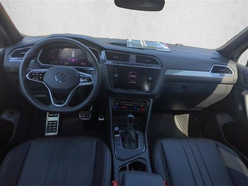 Used 2024 Volkswagen Tiguan SE R-Line FWD image 28