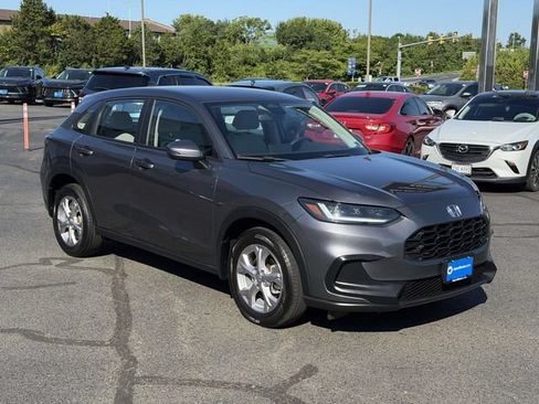 Used 2024 Honda HR-V LX image 1