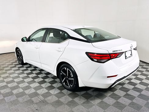 Used 2024 Nissan Sentra SV image 5