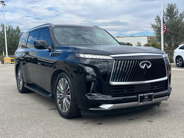 Certified 2025 INFINITI QX80 Luxe RWD image 7