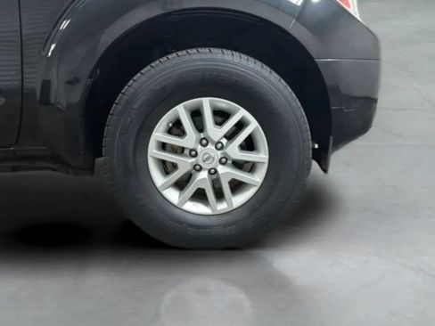 Used 2019 Nissan Frontier SV AWD/4WD image 25