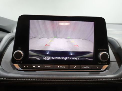 Used 2025 Nissan Rogue SV AWD/4WD image 26