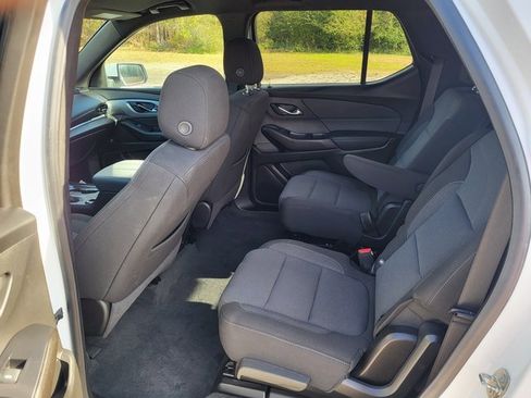 Used 2022 Chevrolet Traverse LT w/ LPO, Cargo Package image 13