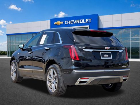 Used 2025 Cadillac XT5 Premium Luxury FWD image 4
