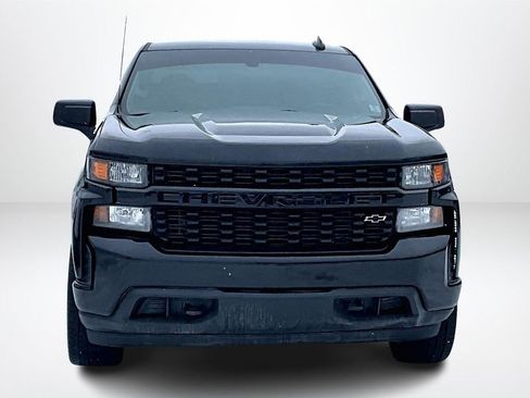 Used 2019 Chevrolet Silverado 1500 Custom image 2