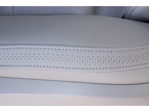 Certified 2025 Volvo EX90 Ultra image 34