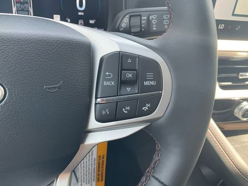 New 2026 Ford Explorer Active w/ Active Comfort Package RWD image 20