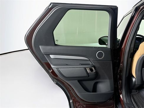 New 2026 Land Rover Discovery Limited Edition image 22