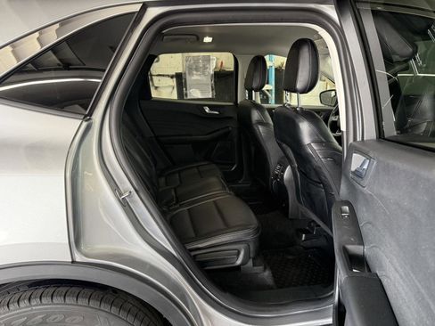 Used 2022 Ford Escape SEL FWD image 25