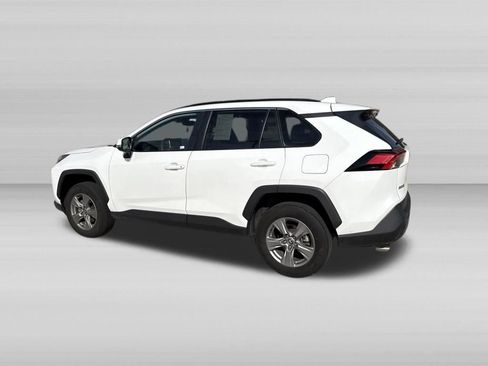 Used 2024 Toyota RAV4 XLE AWD/4WD image 9