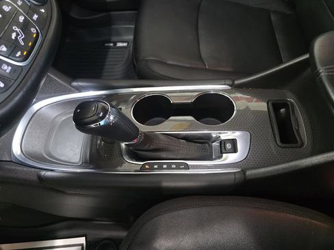 Used 2016 Chevrolet Malibu Hybrid w/ Leather Package FWD image 22