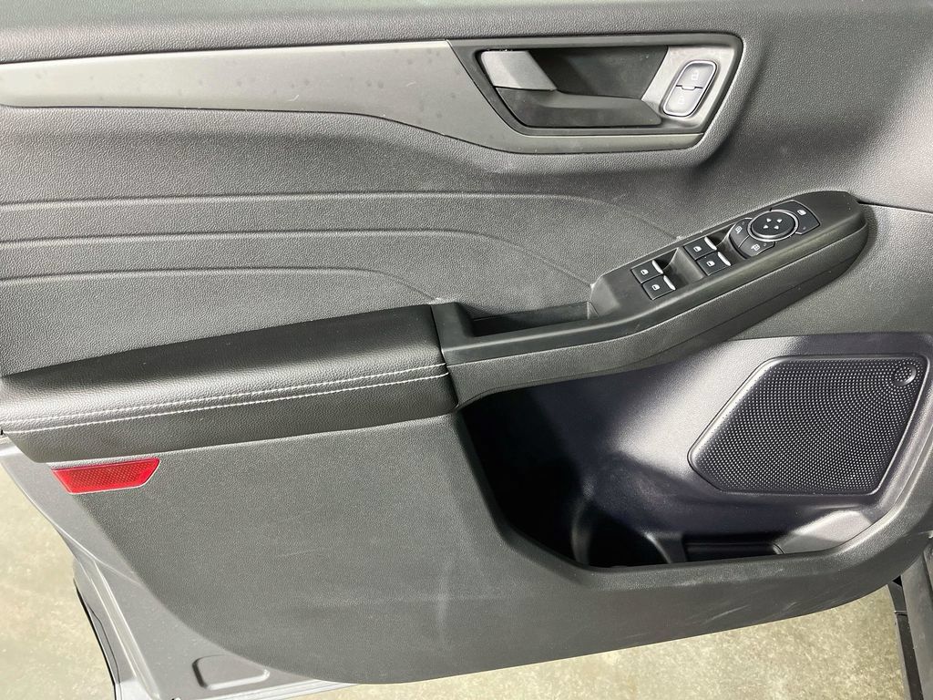 Used 2024 Ford Escape Active w/ Tech Pack #1 FWD image 27