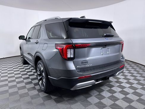 Used 2025 Ford Explorer Platinum w/ LUX Leather Package AWD/4WD image 21