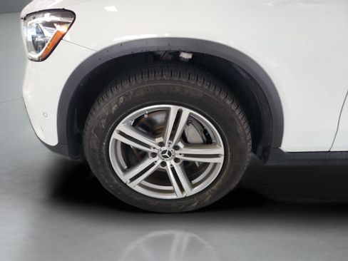 Used 2022 Mercedes-Benz GLC 300 image 32