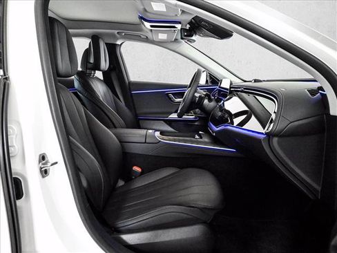 New 2026 Mercedes-Benz E 350 4MATIC Sedan image 23