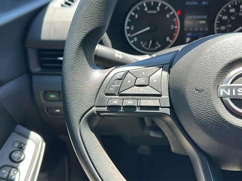 Used 2024 Nissan Sentra S FWD image 14