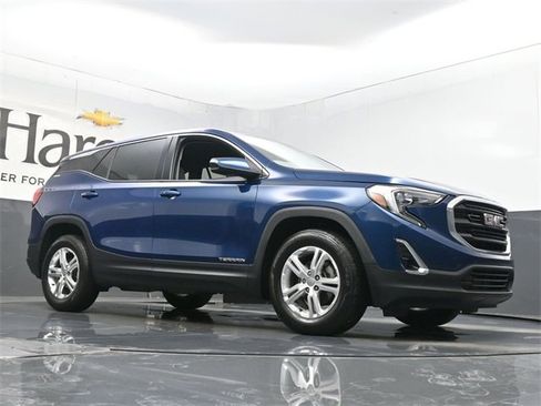 Used 2020 GMC Terrain SLE image 2