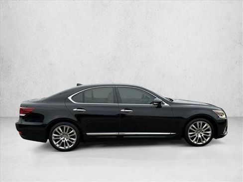 Used 2014 Lexus LS 460 AWD w/ Comfort Package image 4