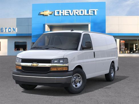 New 2025 Chevrolet Express 2500 Work Van w/ Driver Convenience Package image 6