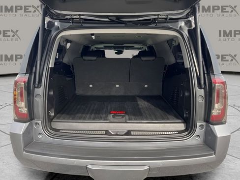 Used 2018 GMC Yukon XL SLT w/ HD Trailering Package image 31
