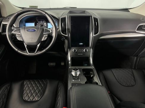 Used 2024 Ford Edge Titanium image 13