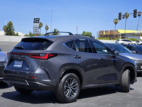 Certified 2025 Lexus NX 350h AWD w/ Accessory Package (2T) image 4