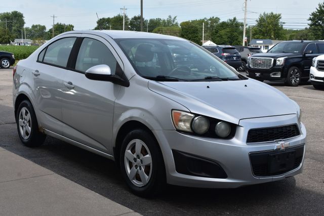 Used 2014 Chevrolet Sonic LS FWD image 9