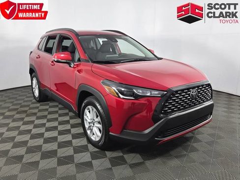 Used 2022 Toyota Corolla Cross LE FWD image 1