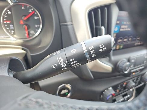 Used 2023 GMC Terrain Denali image 49