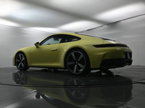 Used 2025 Porsche 911 Carrera image 45