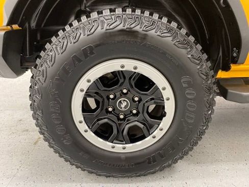 Used 2021 Ford Bronco Badlands image 6