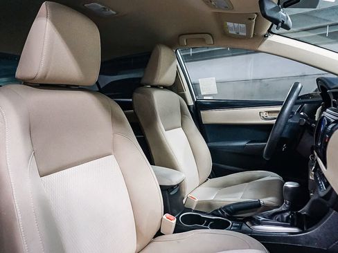 Used 2014 Toyota Corolla LE image 17