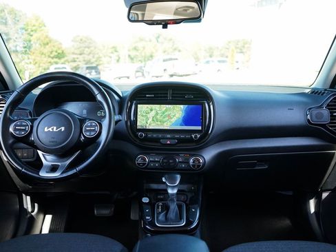 Used 2023 Kia Soul EX FWD image 10
