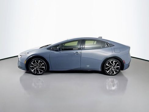 Certified 2025 Toyota Prius Plug-In Hybrid image 8