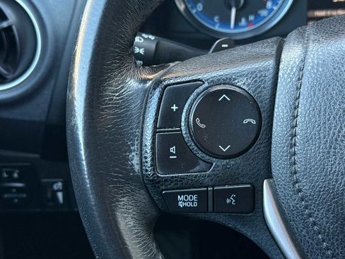 Used 2017 Toyota Corolla L image 25