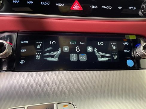 New 2026 Genesis GV70 2.5T Sport Prestige AWD/4WD image 10